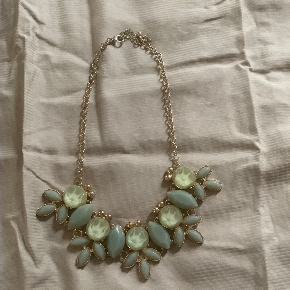 Elegant Gold and Mint Statement Necklace
